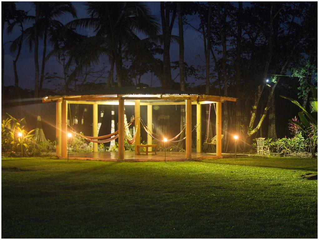 Lirio Lodge Barra de Pacuare Exteriör bild