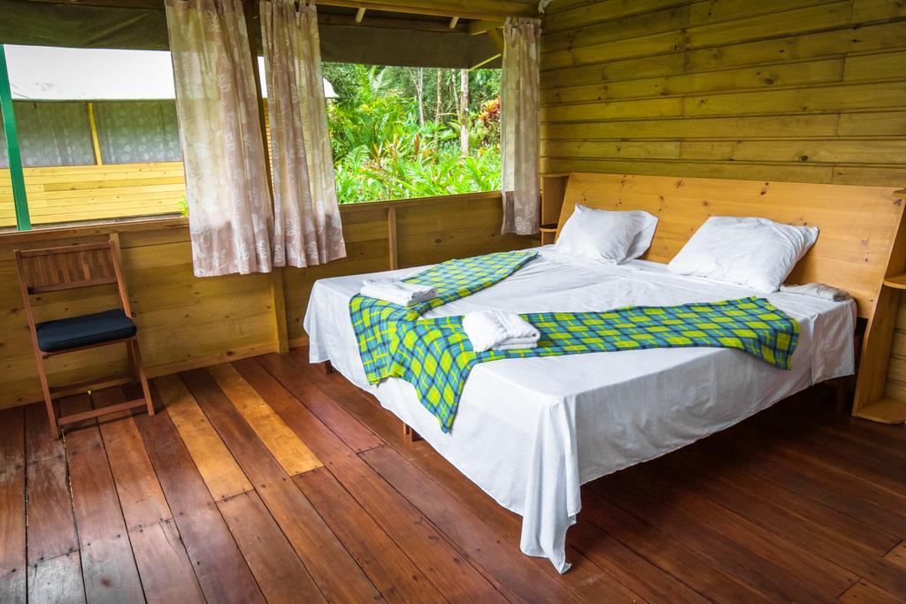Lirio Lodge Barra de Pacuare Exteriör bild