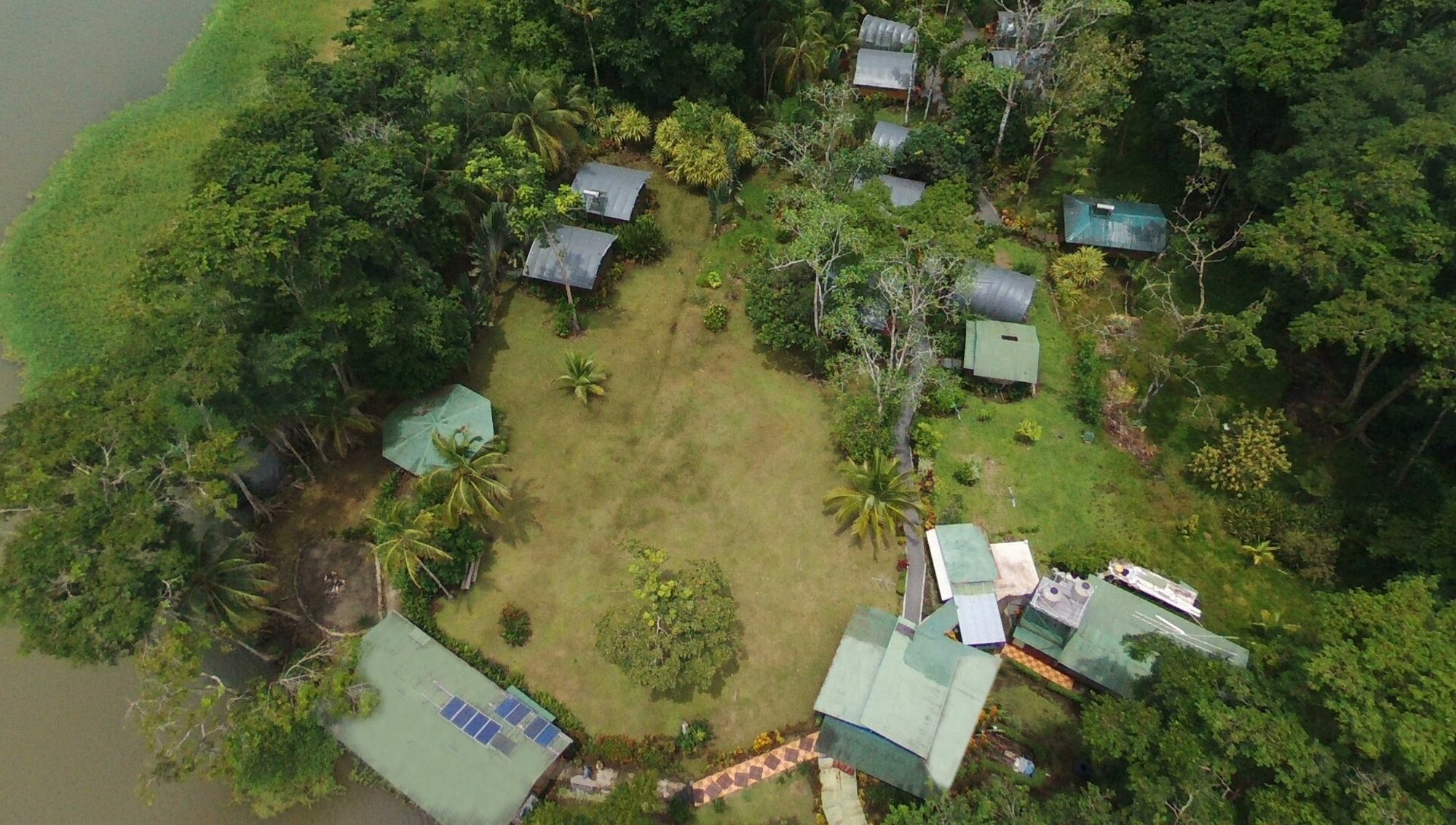 Lirio Lodge Barra de Pacuare Exteriör bild
