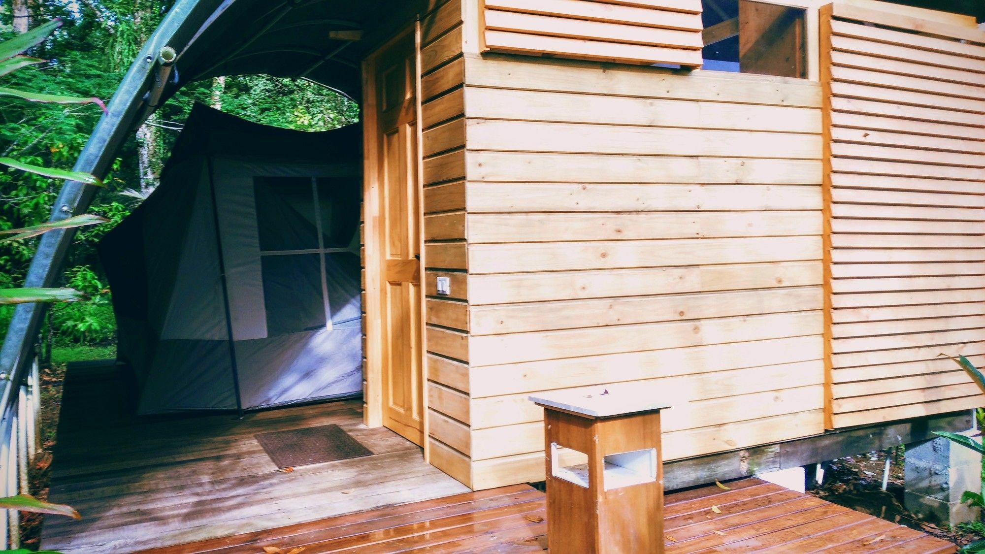 Lirio Lodge Barra de Pacuare Exteriör bild