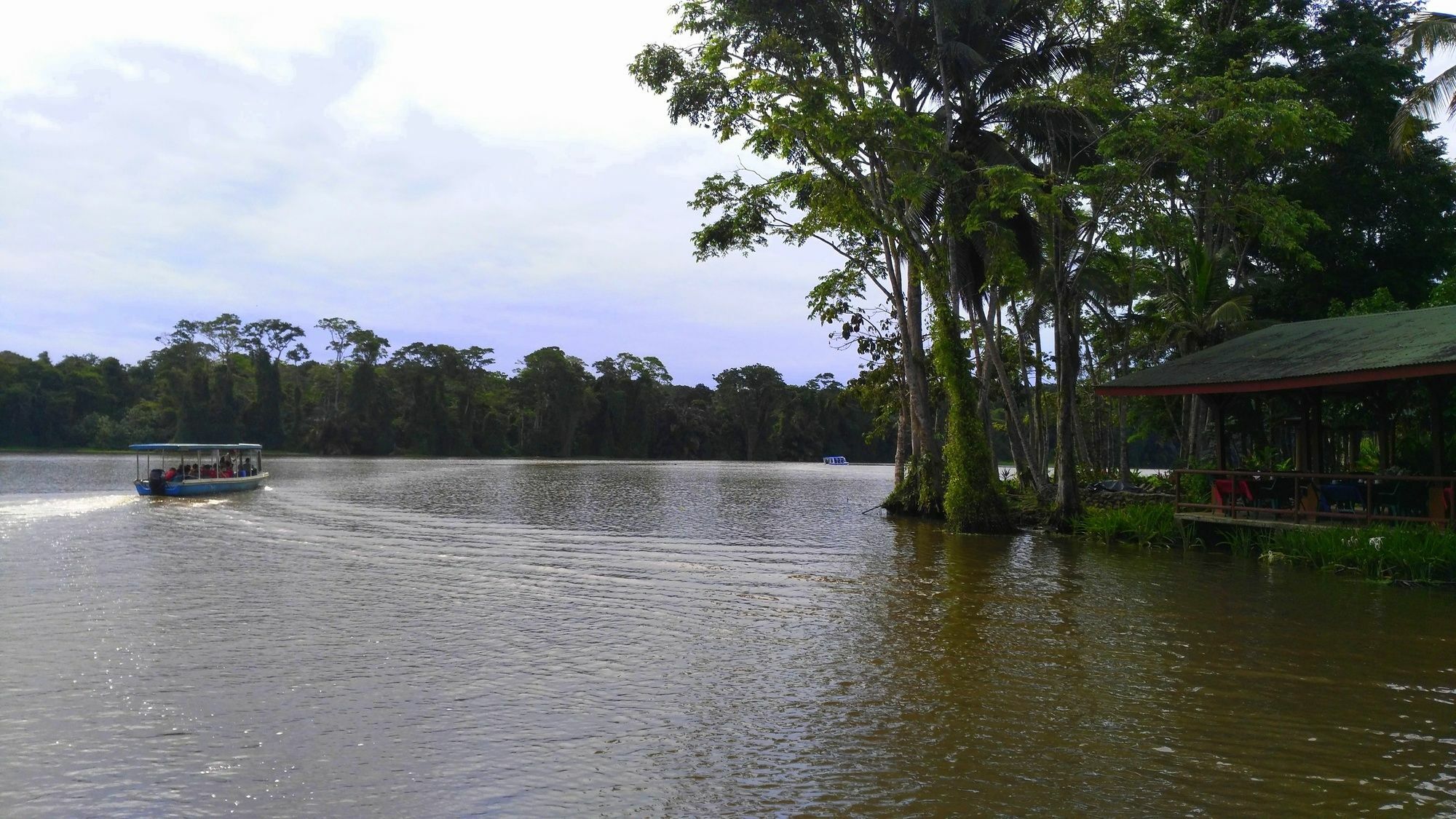 Lirio Lodge Barra de Pacuare Exteriör bild